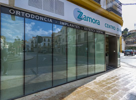 Clínica dental en Berja. Zamora Centro Odontológico